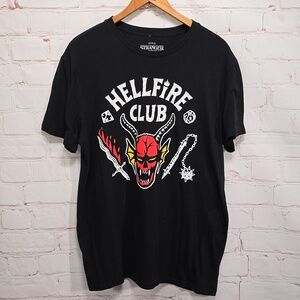 Netflix Stranger Things Hellfire Club Short Sleeve Tee Shirt Men's Size Medium